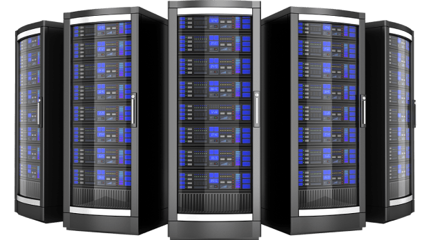 活気ある青い光を放つサーバーのクラスター、VPSホスティングサービスを提供します。